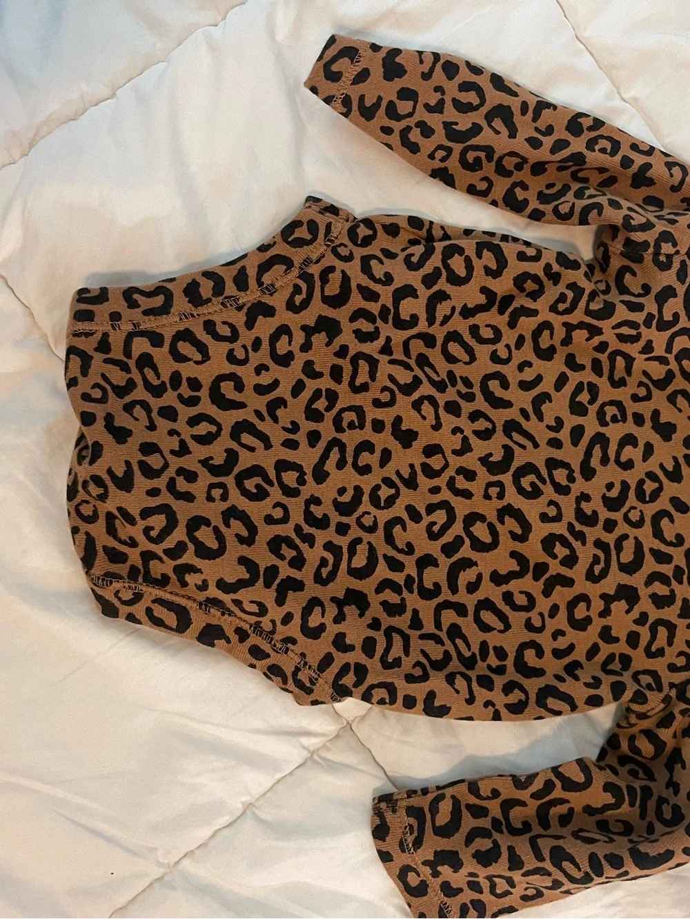 Old Navy Leopard-Print Long Sleeve Bodysuit in Brown and Black